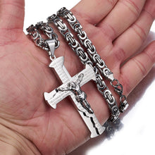 Charger l&#39;image dans la galerie, Collier de croix de Jésus crucifixion pour hommes et femmes
